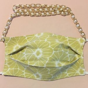 Pearl Lanyard Face Mask - Feeling Fancy?